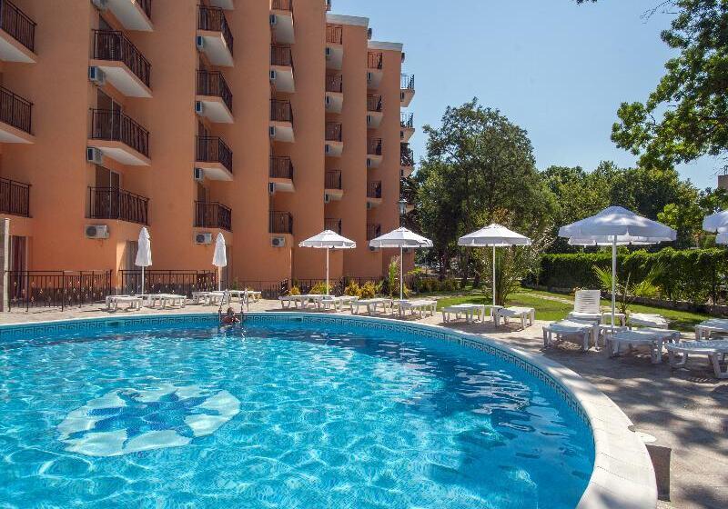 ホテル Riva All Inclusive