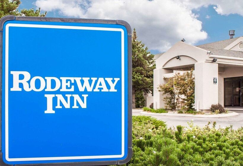 Отель Rodeway Inn Airport