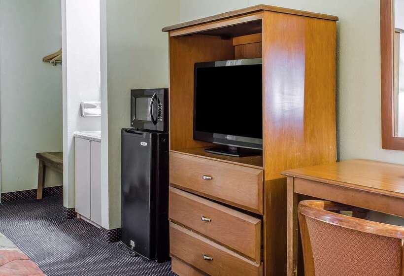 Отель Rodeway Inn