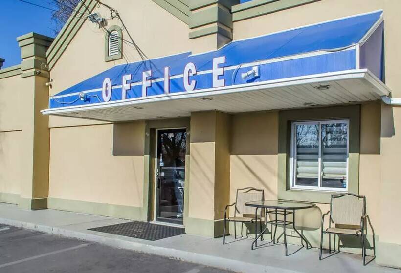 Отель Rodeway Inn