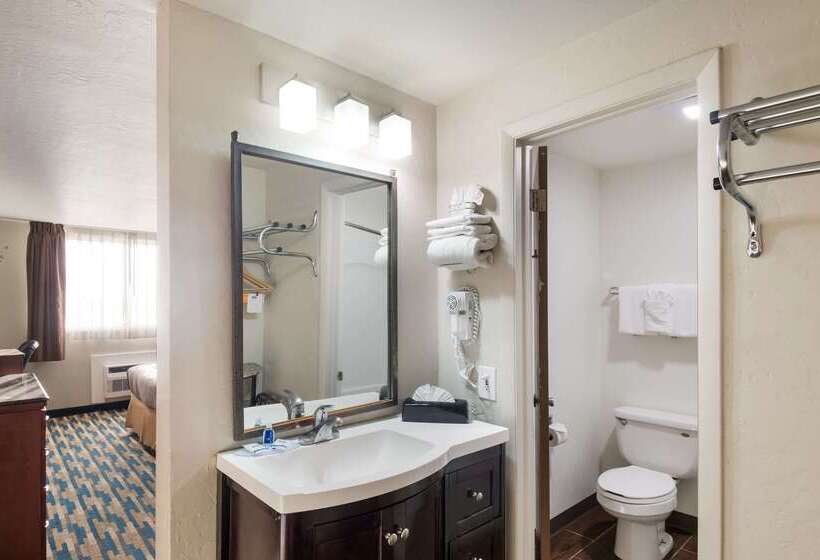 فندق Rodeway Inn Fort Morgan