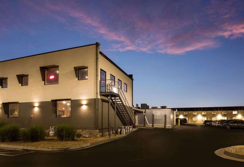 فندق Rodeway Inn Fort Morgan