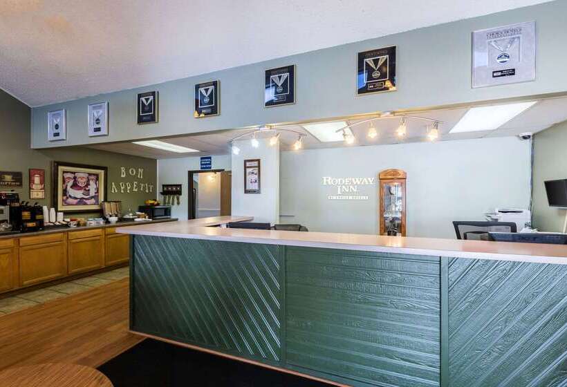 Отель Super 8 By Wyndham Grand Island