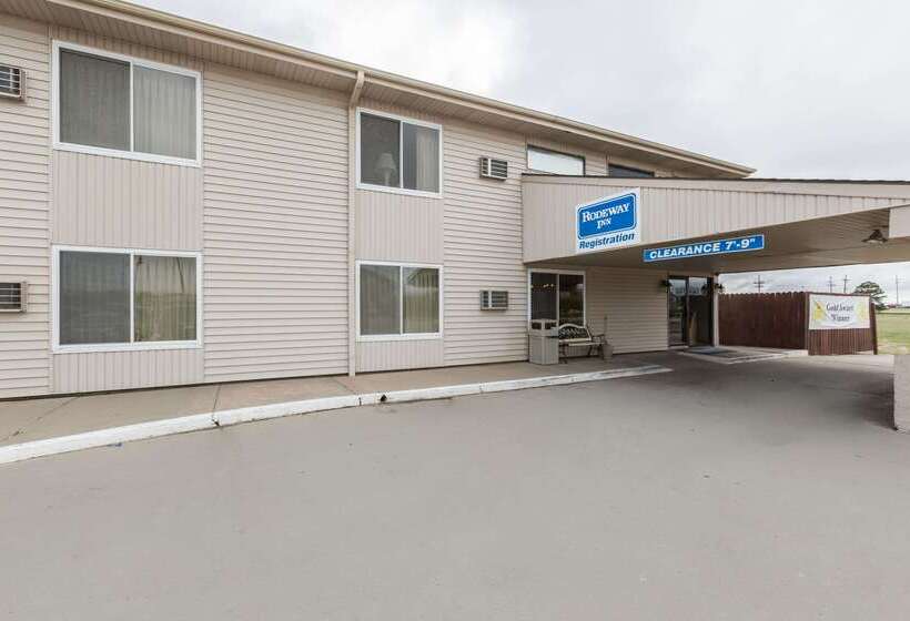 Отель Super 8 By Wyndham Grand Island