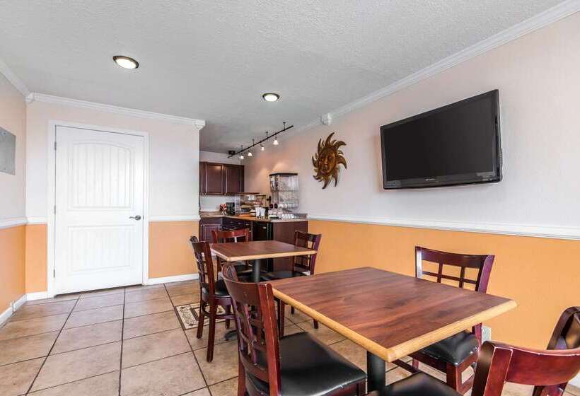 ホテル Rodeway Inn