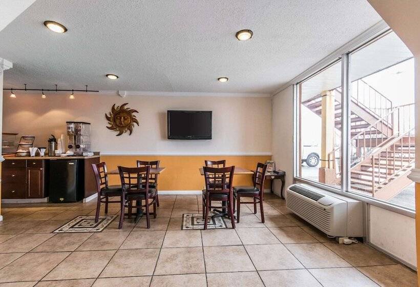 ホテル Rodeway Inn