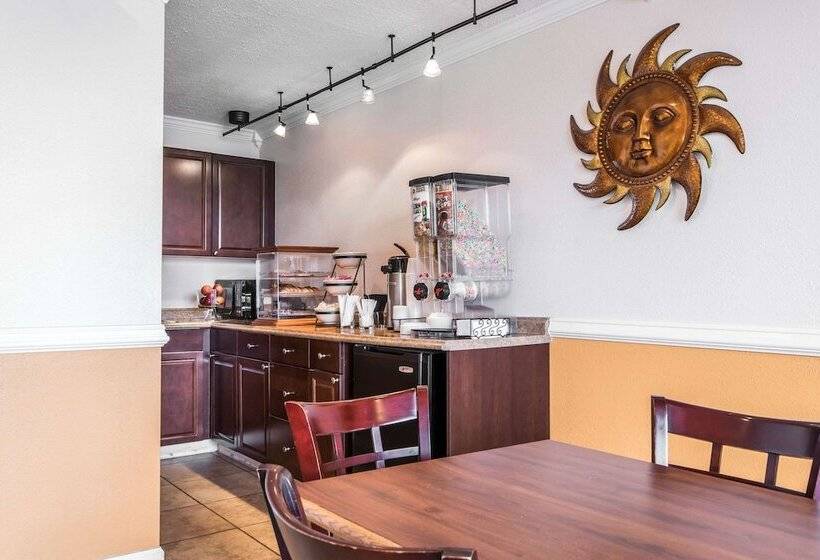 ホテル Rodeway Inn