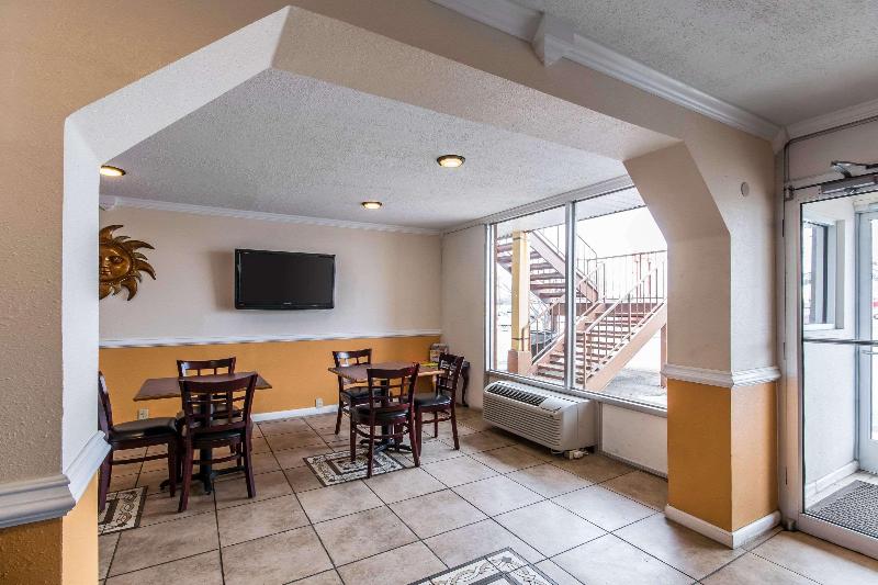 ホテル Rodeway Inn