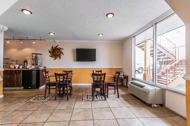 ホテル Rodeway Inn