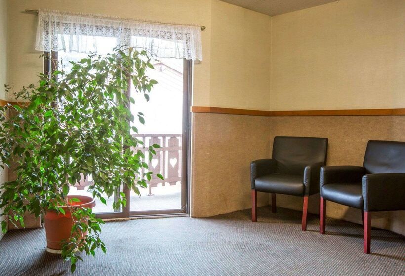 فندق Rodeway Inn