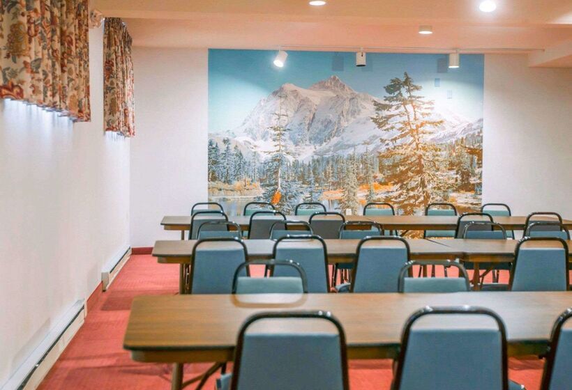 فندق Rodeway Inn