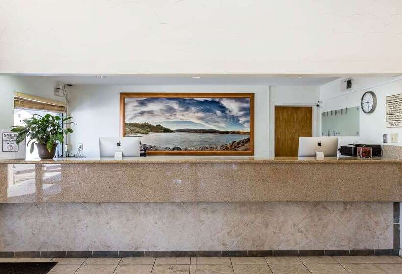 호텔 Rodeway Inn Magic Mountain Area