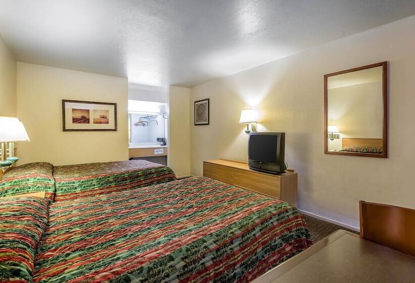 호텔 Rodeway Inn Magic Mountain Area