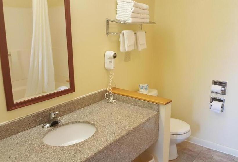 Отель Rodeway Inn & Suites Hershey