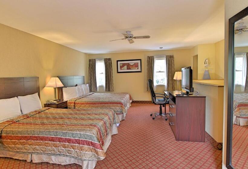 Отель Rodeway Inn & Suites Hershey