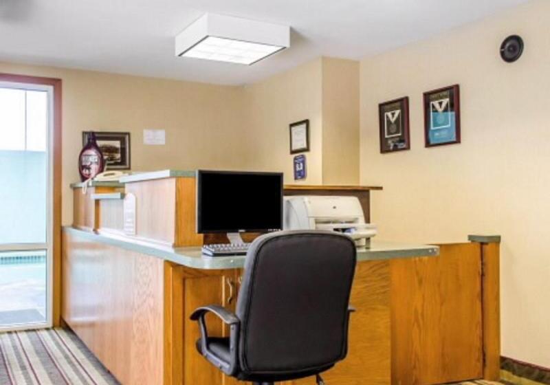 Отель Rodeway Inn & Suites Hershey