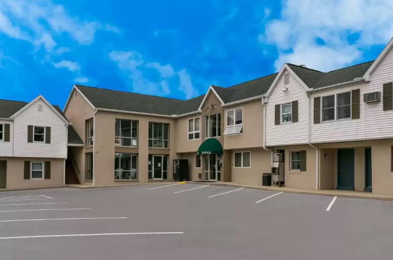 Отель Rodeway Inn & Suites Hershey