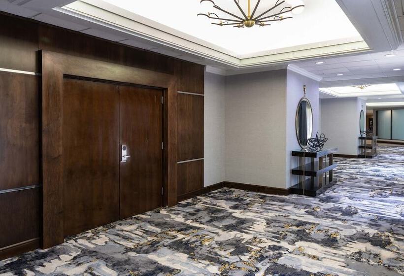 호텔 Sheraton Ann Arbor