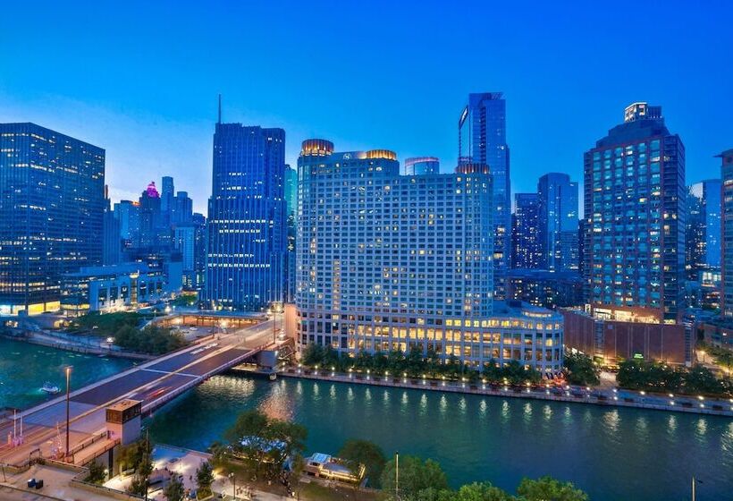 호텔 Sheraton Grand Chicago Riverwalk