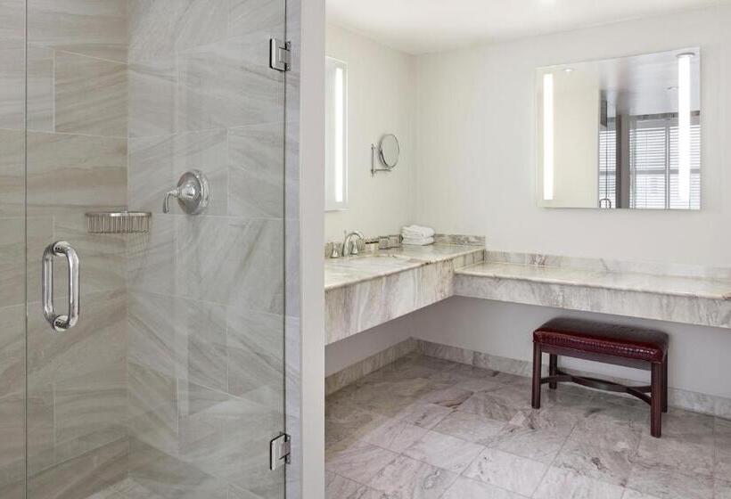 Sheraton Parkway Toronto North Hotel & Suites