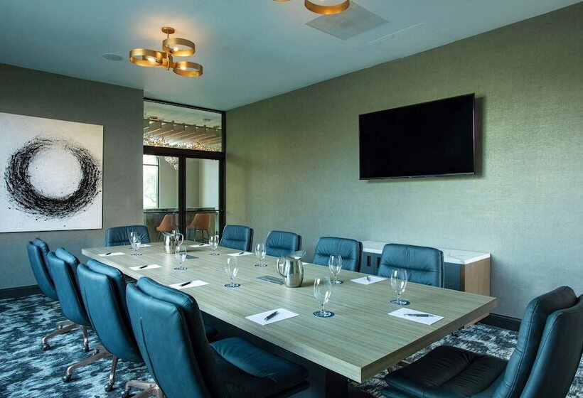 酒店 Sheraton Suites Columbus Worthington