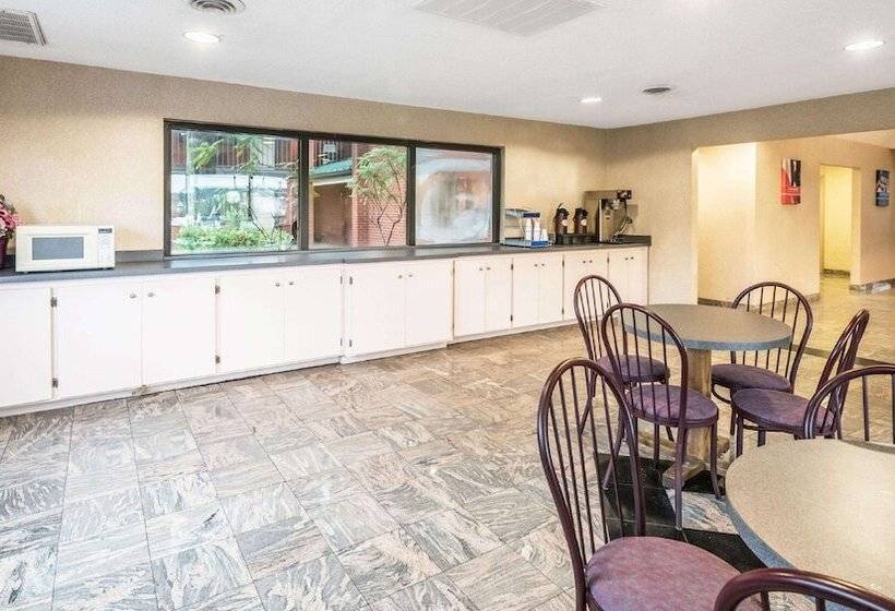 فندق Studios And Suites 4 Less Emporia