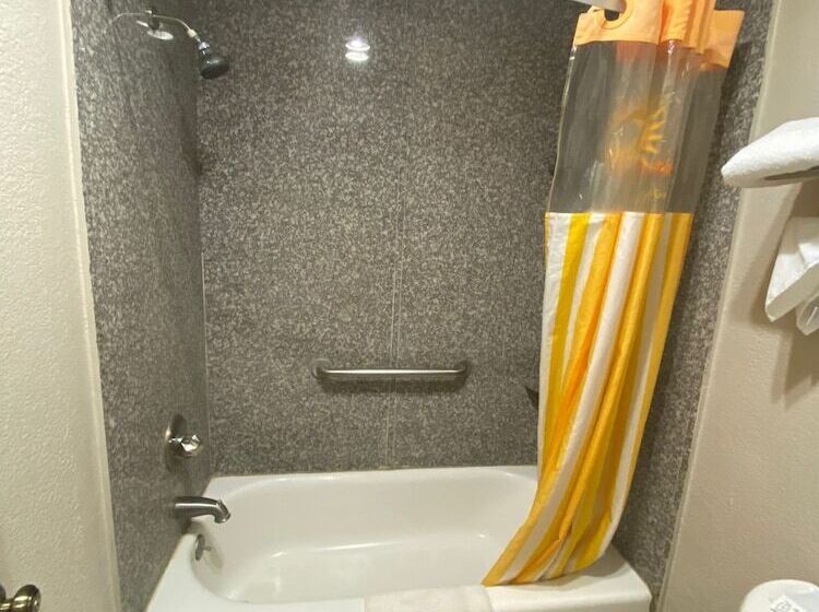 فندق Sunrise Inn