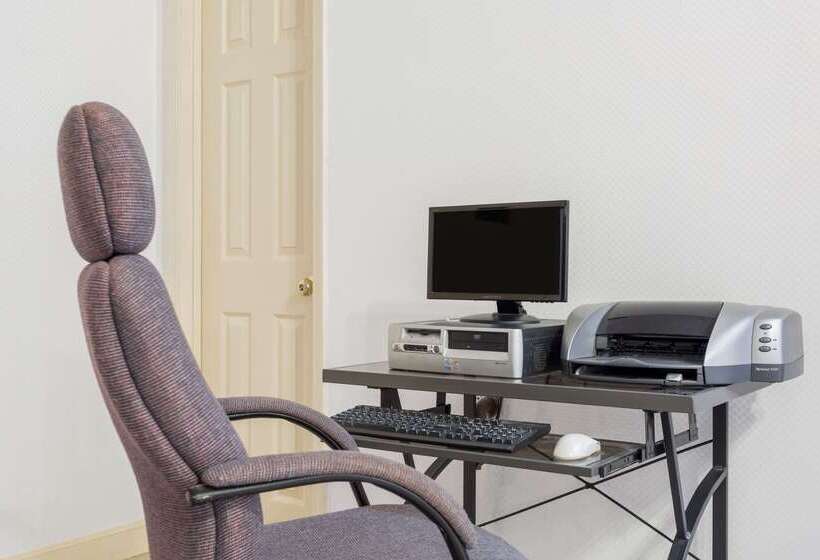 فندق Quality Inn