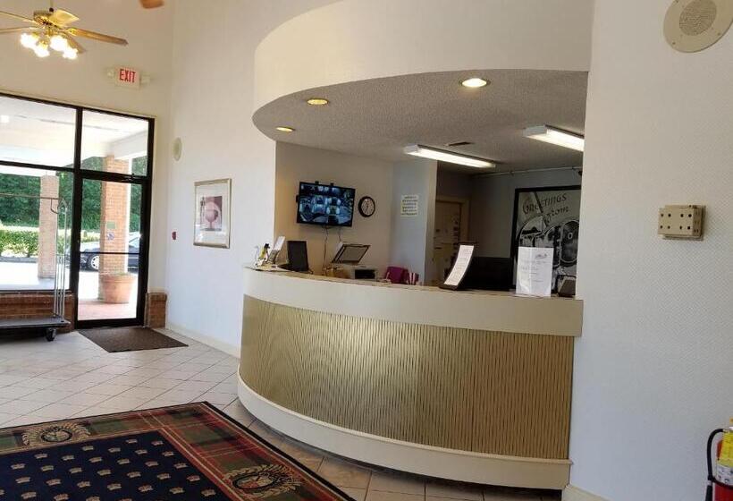 فندق Quality Inn