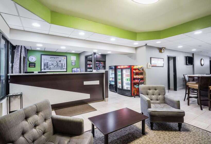 酒店 Super 8 By Wyndham Knoxville West/farragut