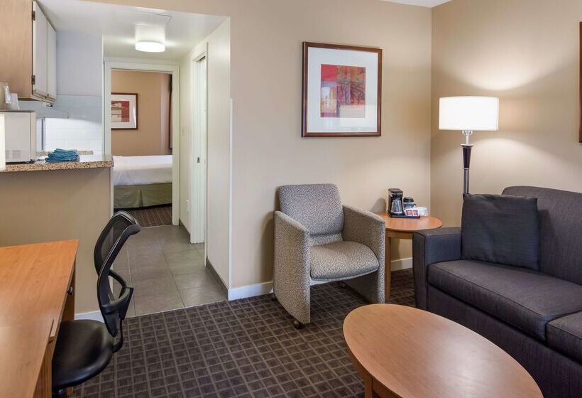 Surestay Hotel By Best Western North Vancouver Capilano