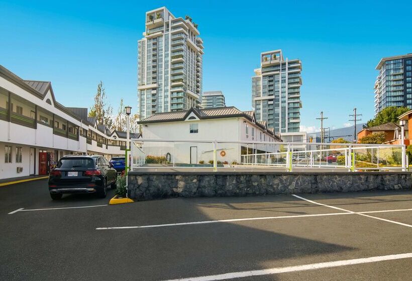 Surestay Hotel By Best Western North Vancouver Capilano