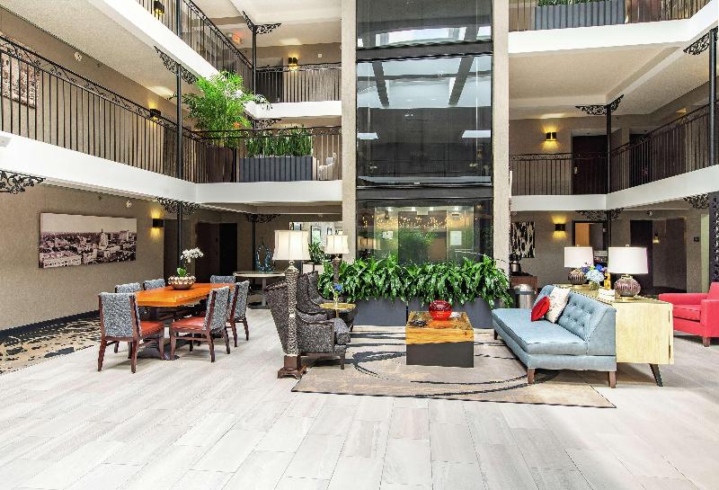 The Burgundy Hotel, Tapestry Collection By Hilton