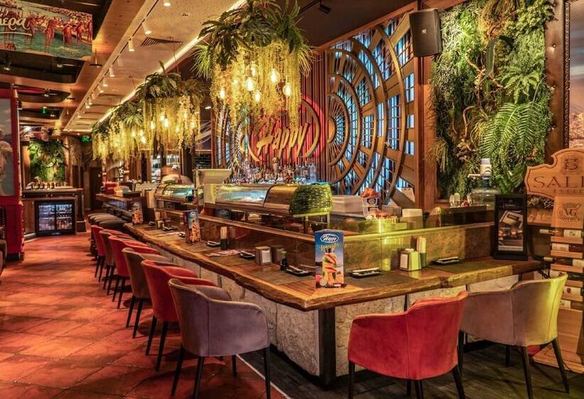 The Stay Boutique Hotel Central Square Free Compliments Free Wi Fi Top Location Available Pa