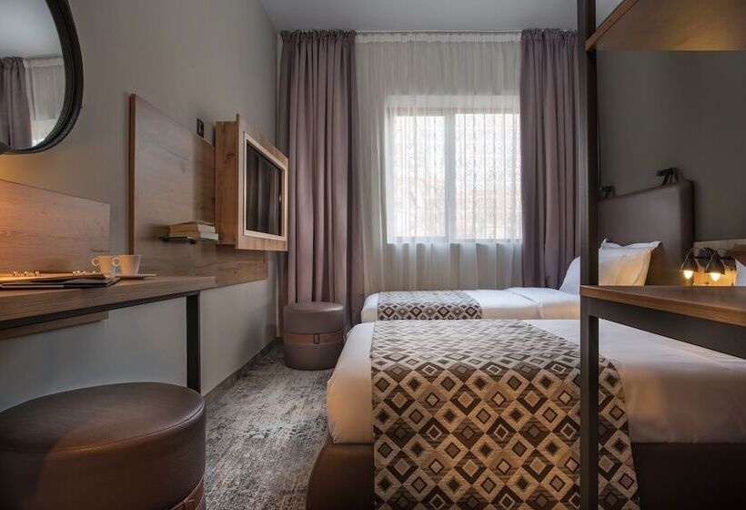 The Stay Boutique Hotel Central Square Free Compliments Free Wi Fi Top Location Available Pa