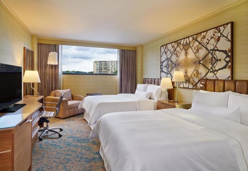 Отель The Westin Crystal City Reagan National Airport