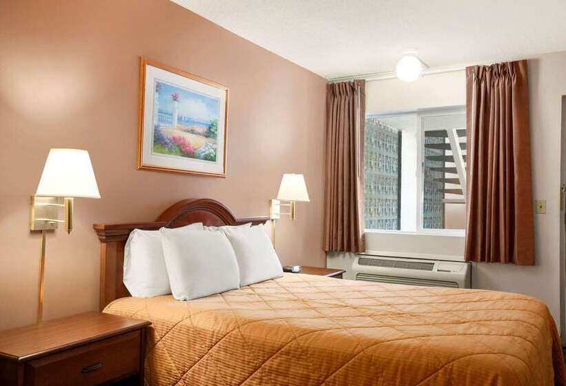 فندق Travelodge By Wyndham Bakersfield