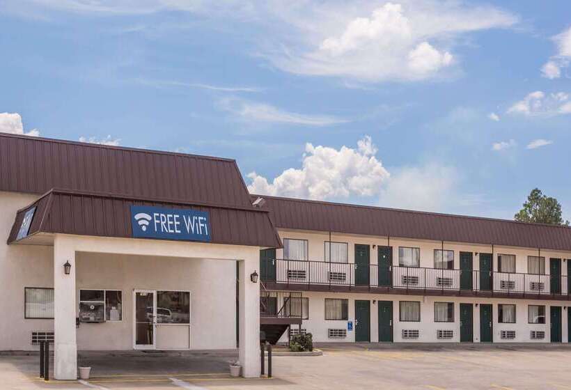 فندق Travelodge By Wyndham Cordele