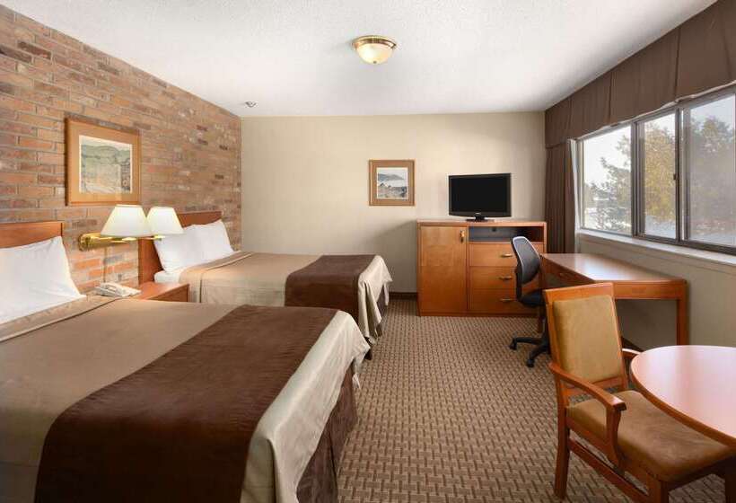 فندق Travelodge By Wyndham Thunder Bay On