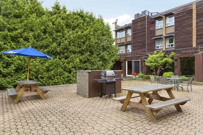 فندق Travelodge By Wyndham Thunder Bay On