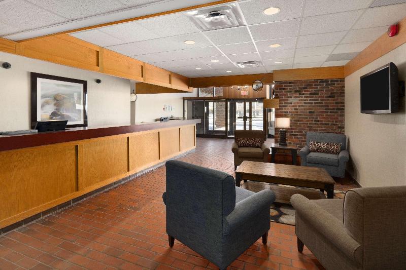 فندق Travelodge By Wyndham Thunder Bay On