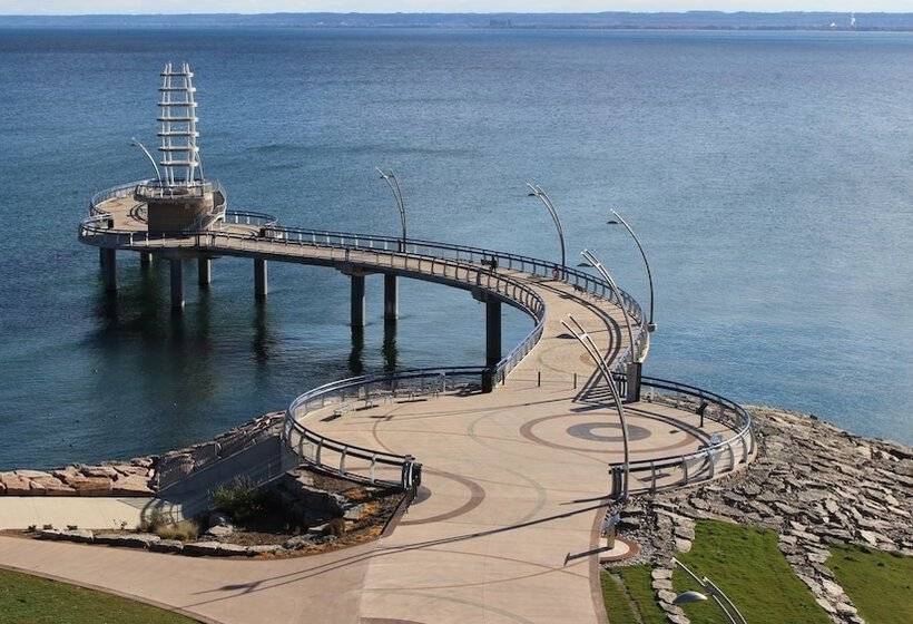 Waterfront Hotel Downtown Burlington