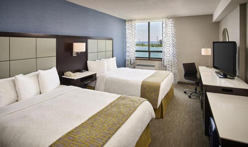 Waterfront Hotel Downtown Burlington