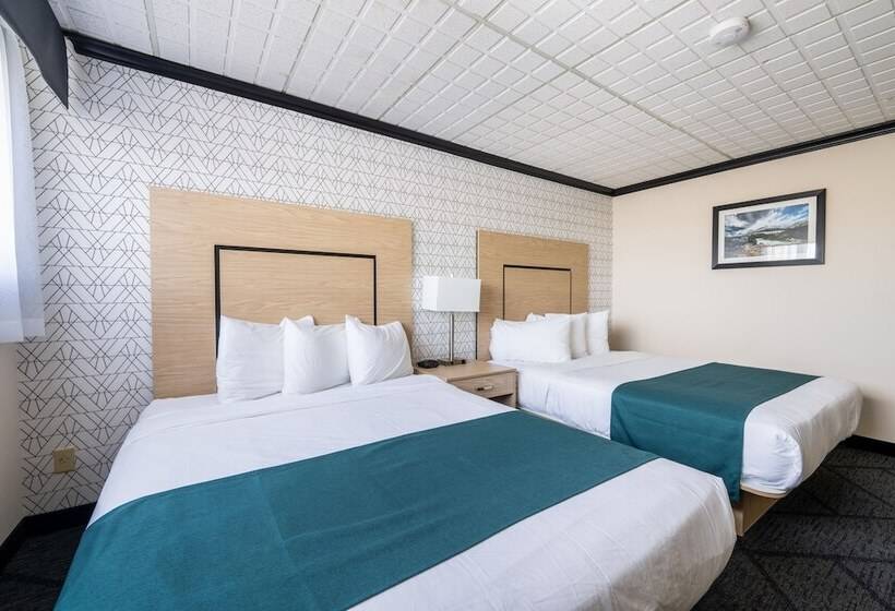 Sternwheeler Hotel And Conference Centre