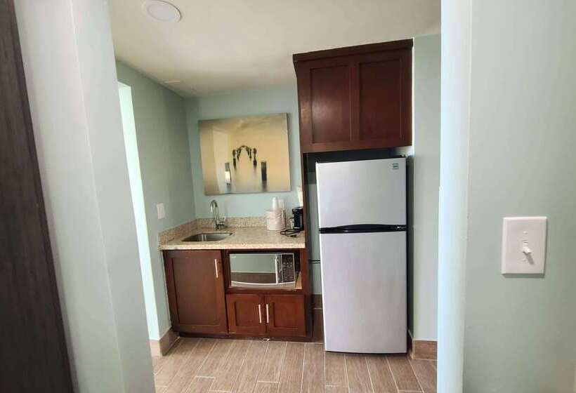 فندق Ocean Reef Suites