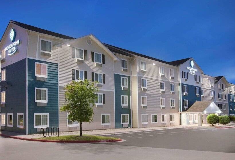 فندق Woodspring Suites Harlingen
