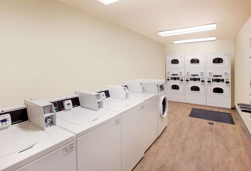 فندق Woodspring Suites Harlingen