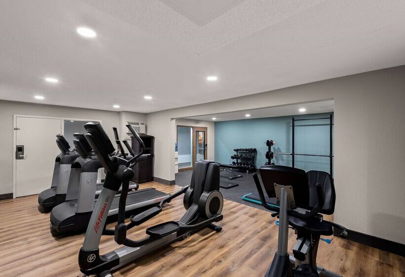 酒店 Wyndham Garden Ankeny