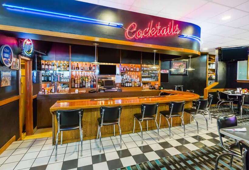 酒店 Wyndham Garden Ankeny