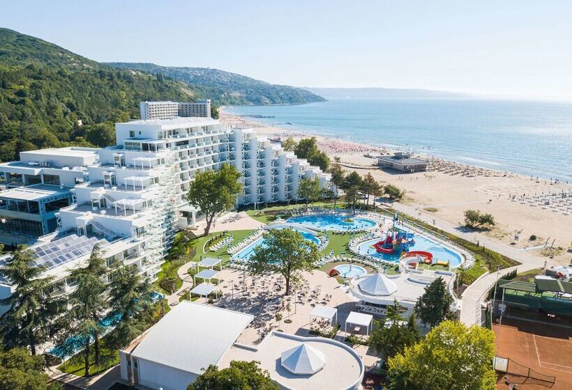 Maritim Paradise Blue Hotel & Spa
